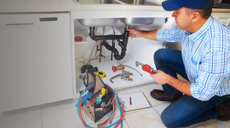 Expert burst pipe repair services in Natalbany, LA
